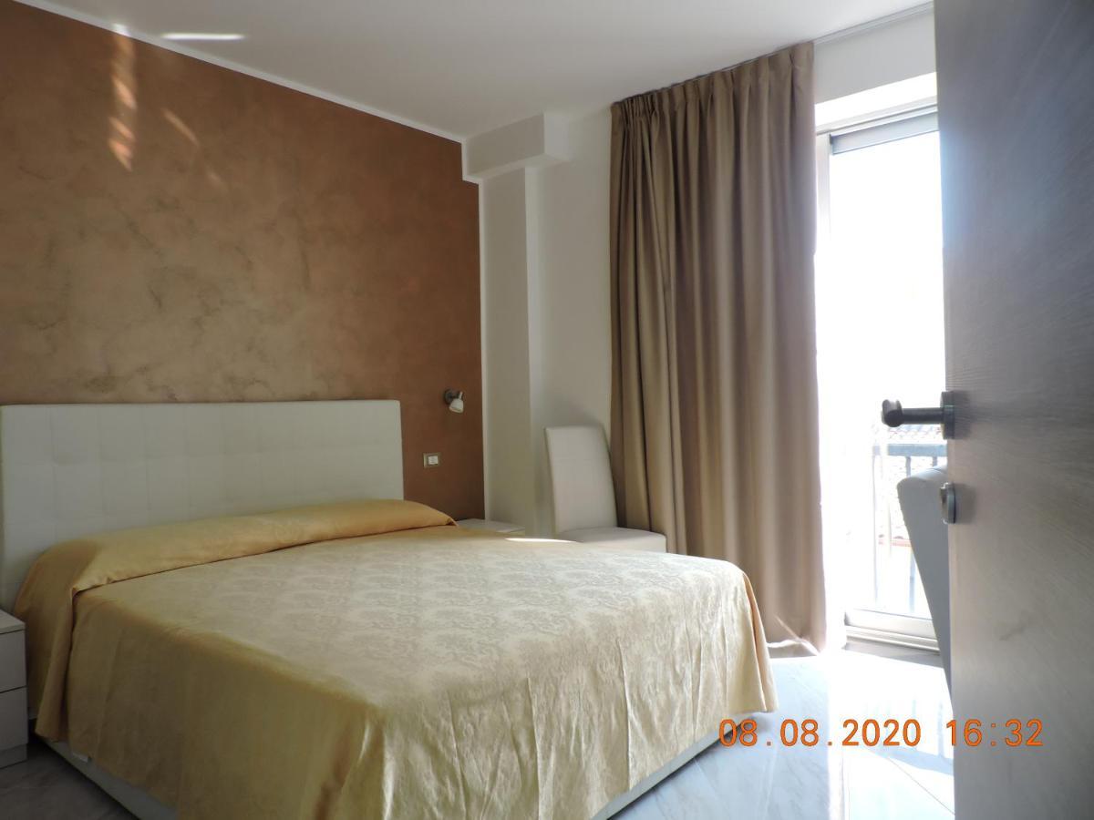 B&B Aquila Reale Portopalo Di Capo Passero Екстериор снимка