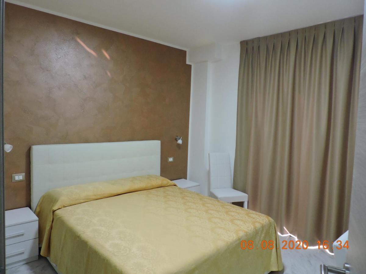 B&B Aquila Reale Portopalo Di Capo Passero Екстериор снимка