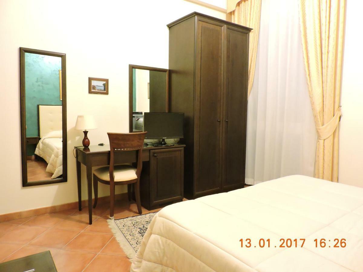 B&B Aquila Reale Portopalo Di Capo Passero Екстериор снимка