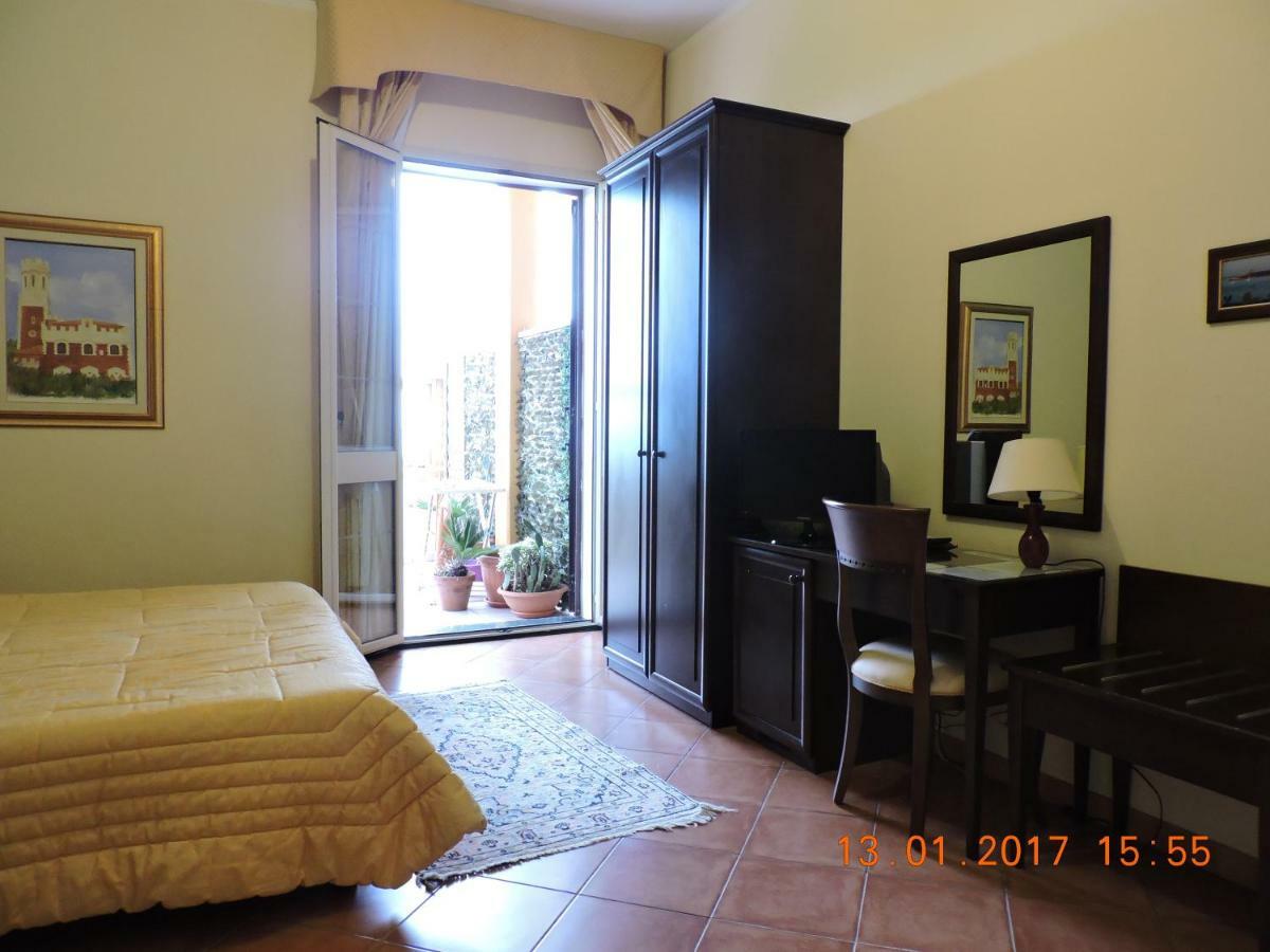 B&B Aquila Reale Portopalo Di Capo Passero Екстериор снимка