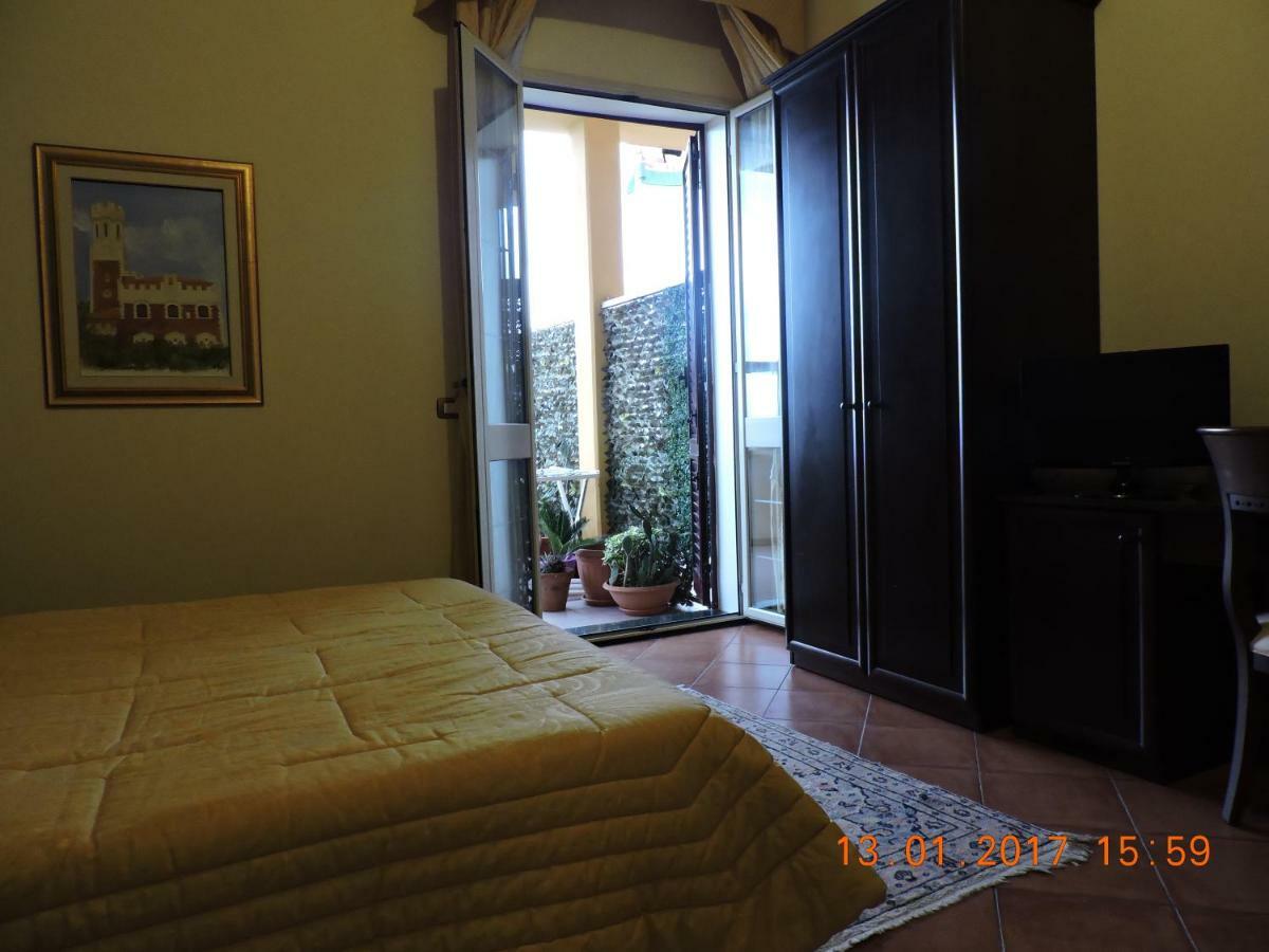 B&B Aquila Reale Portopalo Di Capo Passero Екстериор снимка