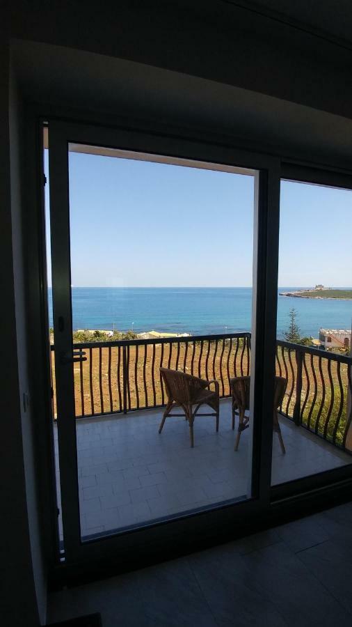 B&B Aquila Reale Portopalo Di Capo Passero Екстериор снимка